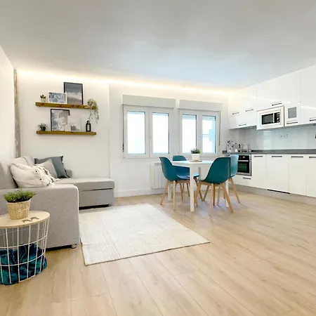 Con Vistas A La Playa Del Pedregal *