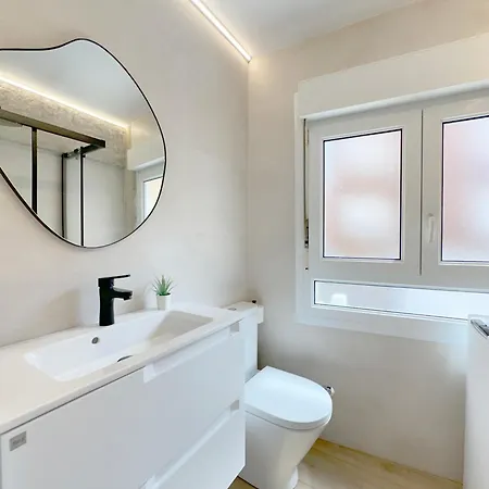 Con Vistas A La Playa Del Pedregal *