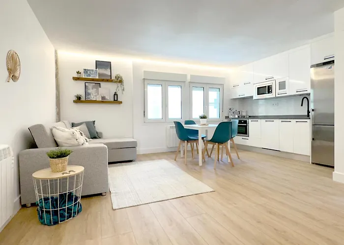 Con Vistas A La Playa Del Pedregal *